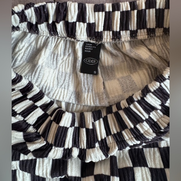 Cider Checkered Pants - Picture 3 of 3